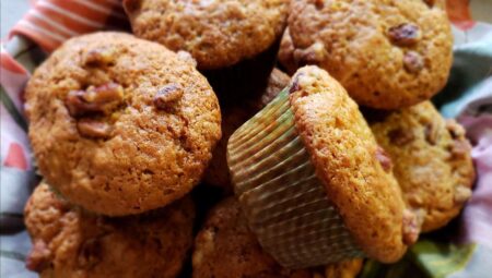 Sarah’s Banana Bread Muffins