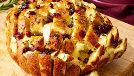 Cranberry Brie Pull Apart Bread