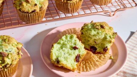 Cranberry Pistachio Pudding Muffins